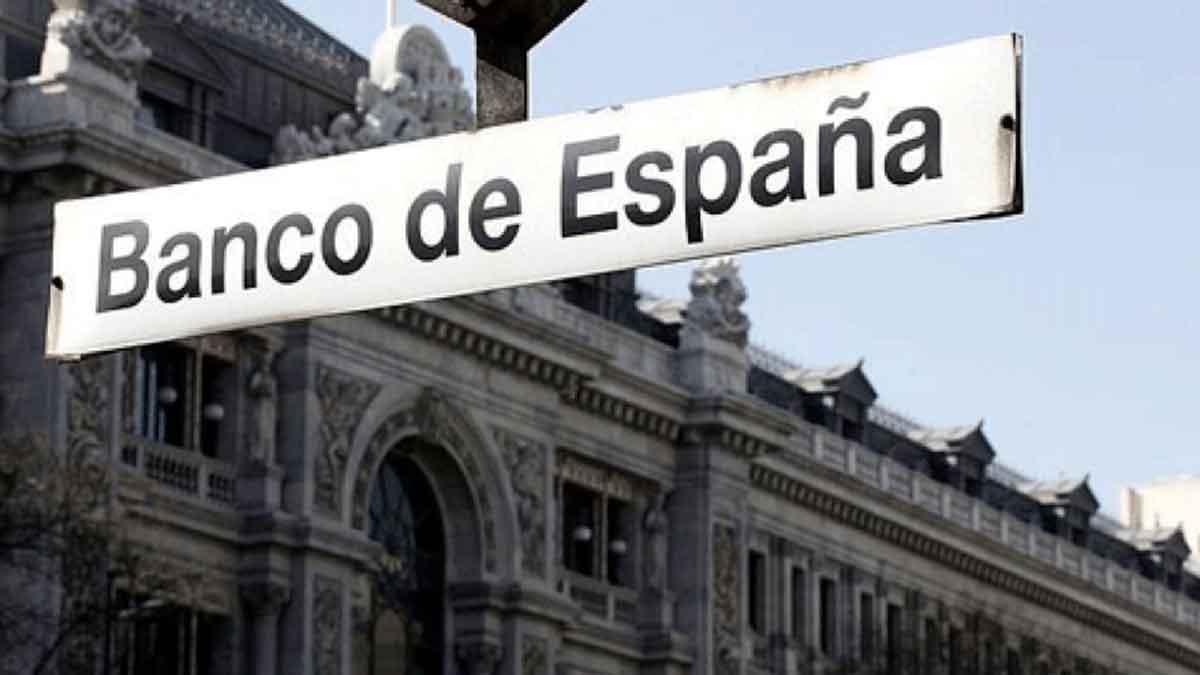 Letrero del Banco de España frente a su sede madrileña