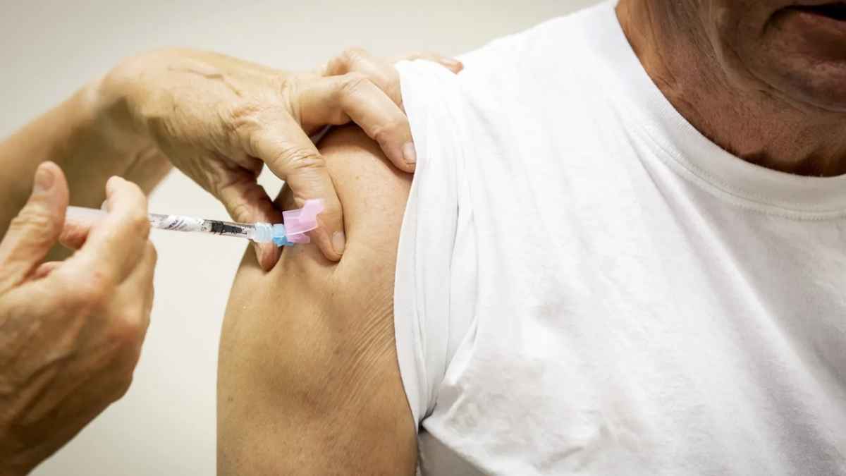 vacunacion-obligatoria-trabajadores-riesgo-biologico-sentencia-tjue-2025.