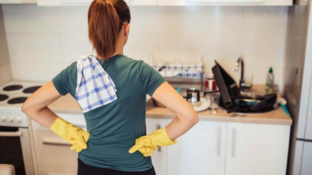 Amas de casa podrán acceder al subsidio para mayores de 52 sin cotización.