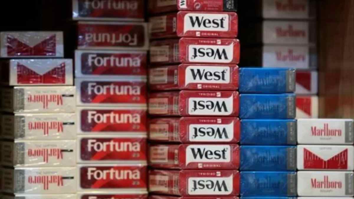 Paquetes de tabaco en estanco tras la subida de precios publicada en el BOE en octubre de 2025.