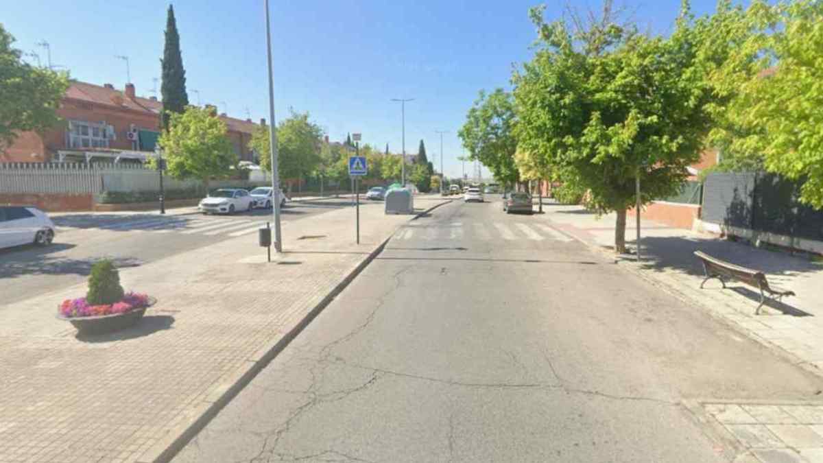 Avenida Calatalifa de Villaviciosa de Odón, acceso a la M-506 donde comienzan las obras de reorganización del tráfico