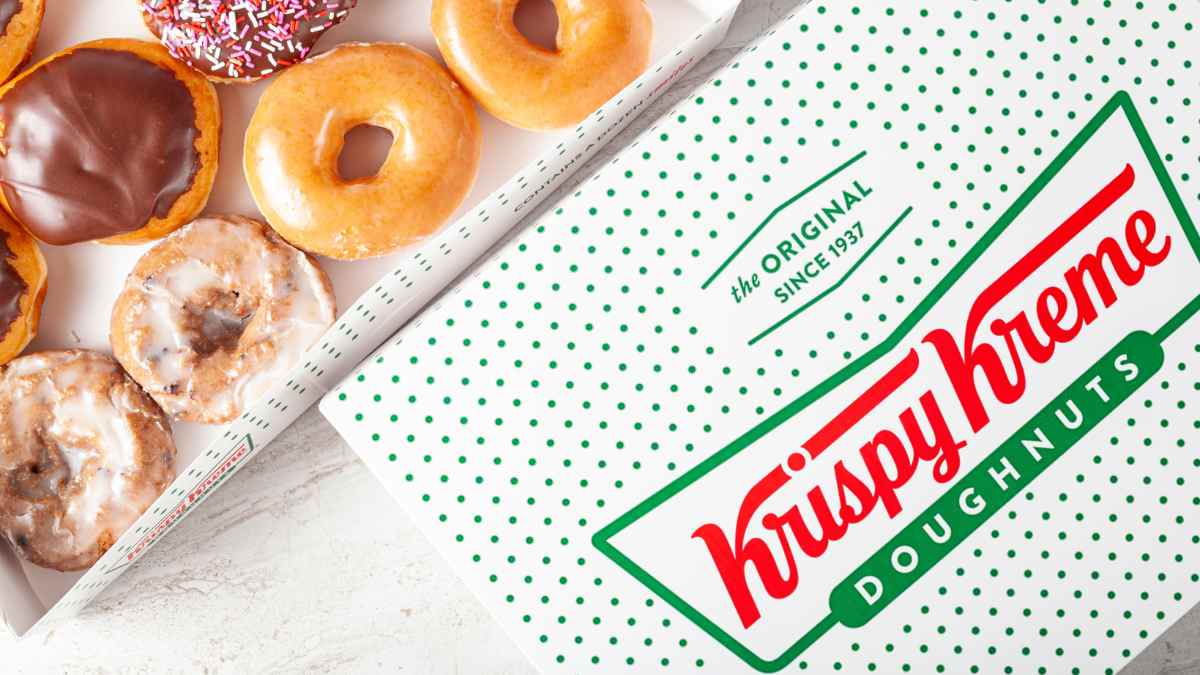Donuts de Krispy Kreme en su caja original con servicio de delivery en Madrid