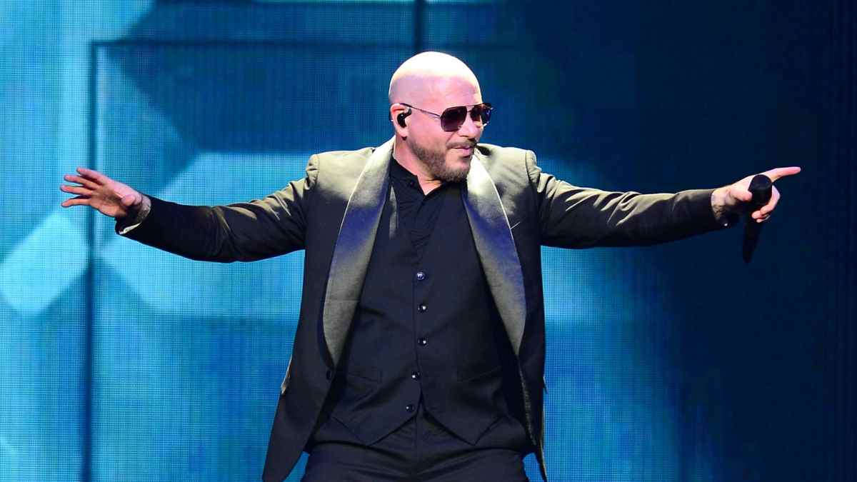 Pitbull durante un concierto antes de su actuación en el Movistar Arena de Madrid en 2026