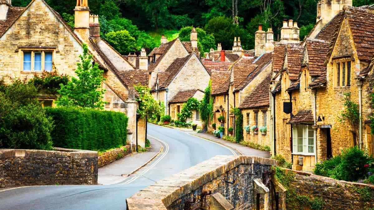 Rutas Culturales 2026 de la Comunidad de Madrid con viajes para mayores de 55 años a destinos como la campiña inglesa