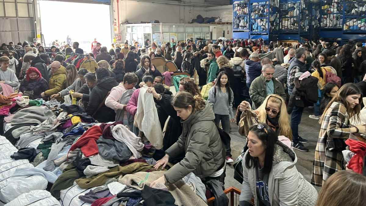 mercado circular madrid ropa segunda mano barata vallecas recumadrid