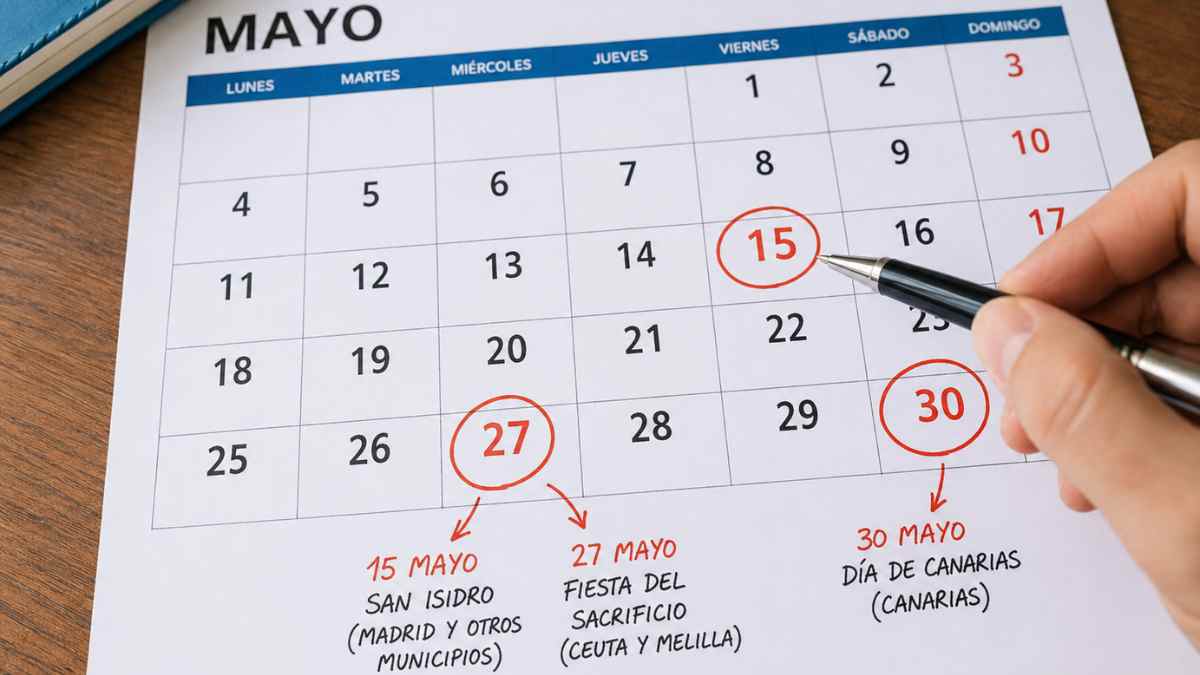 Calendario de mayo de 2026 con los festivos del 15, 27 y 30 de mayo marcados para el puente en Madrid, Canarias, Ceuta y Melilla