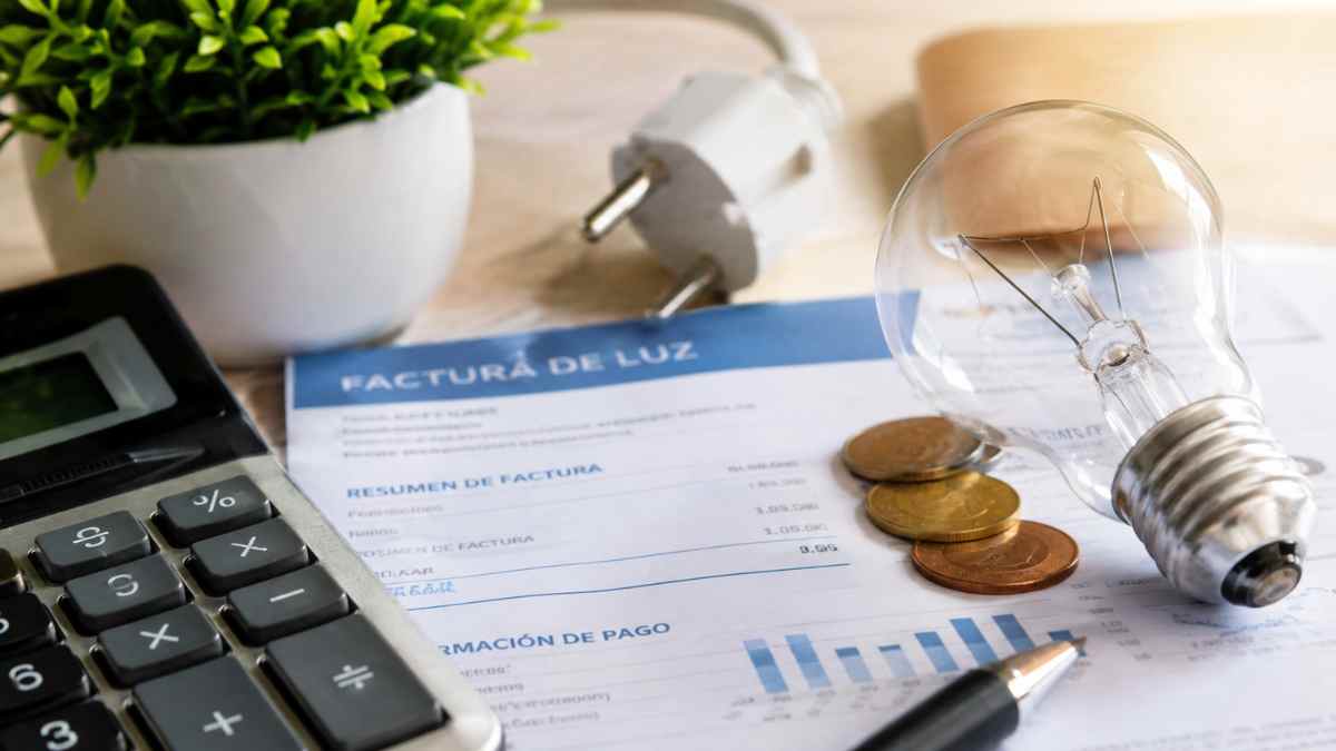 Ayudas para suministros y energía en Fuenlabrada para pagar facturas de luz y gas