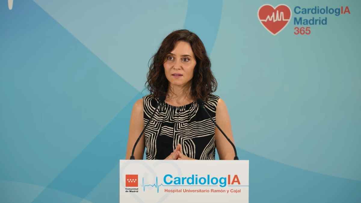 Isabel Díaz Ayuso presenta CardiologIA Madrid 365, el sistema de inteligencia artificial para monitorizar pacientes cardíacos en el Hospital Ramón y Cajal