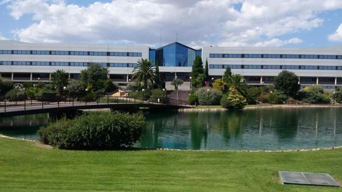 Campus de la Universidad Europea de Madrid, centro que participa en la convocatoria de becas para estudiantes de Villaviciosa de Odón