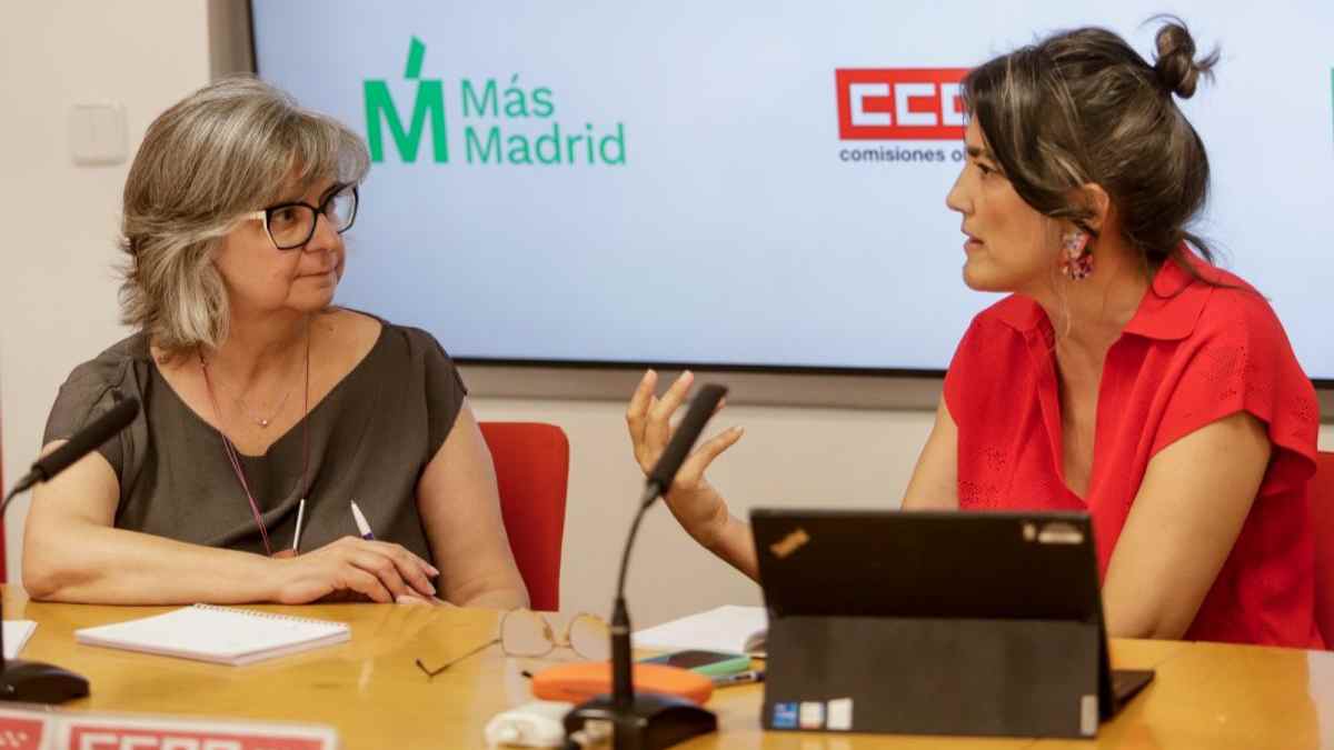 Representantes de Más Madrid y CCOO Madrid durante una reunión para abordar una reforma fiscal en la Comunidad de Madrid.