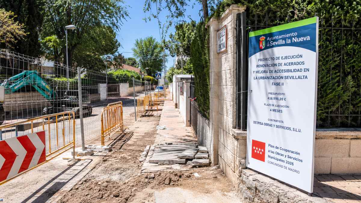 Obras de renovación de aceras y mejora de la accesibilidad en la urbanización Sevillalta de Sevilla la Nueva