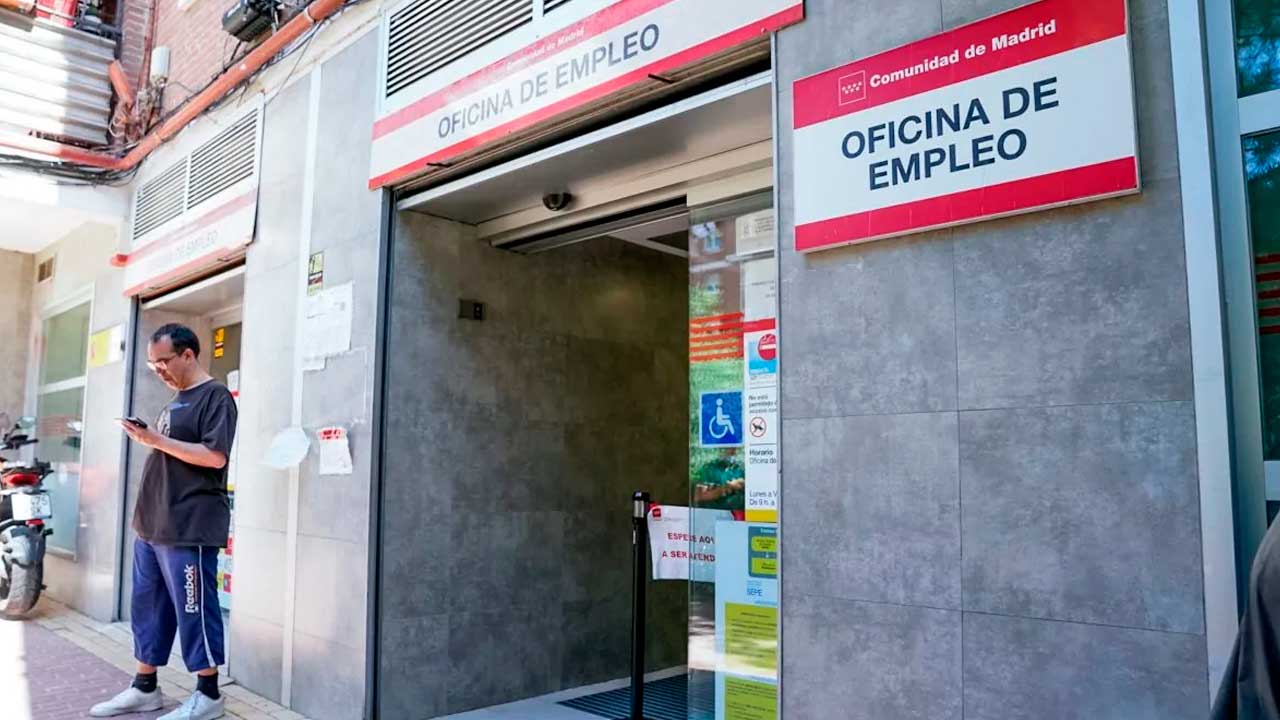 Oficina de Empleo de la Comunidad de Madrid para jóvenes desempleados