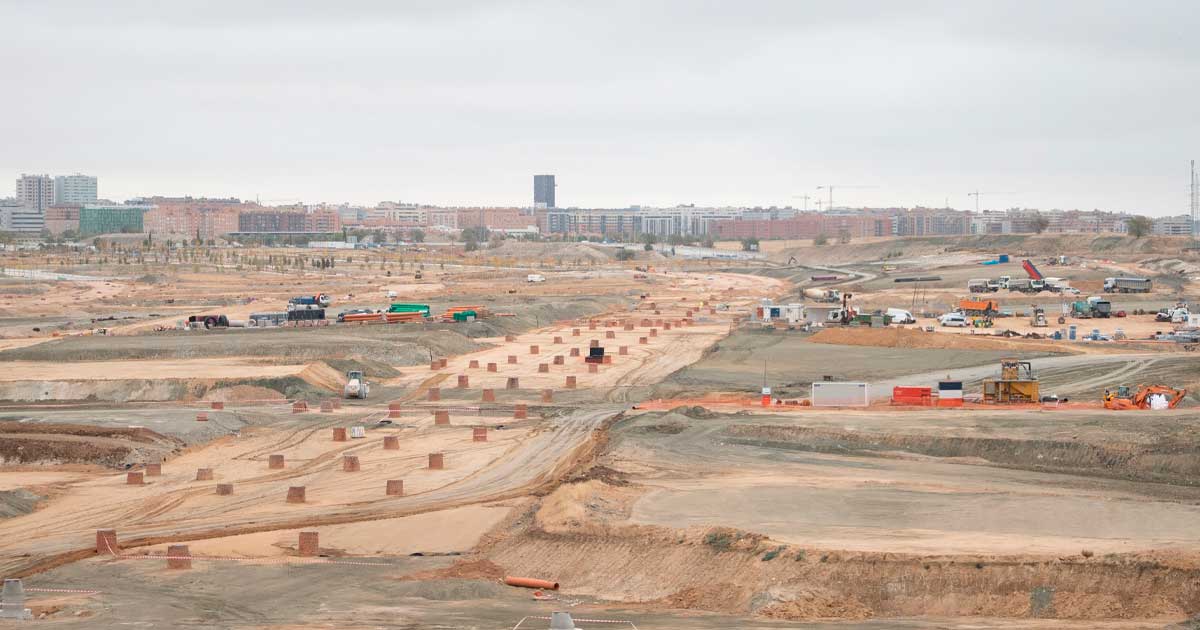 Obras de urbanización de Valdecarros, el nuevo barrio de Madrid