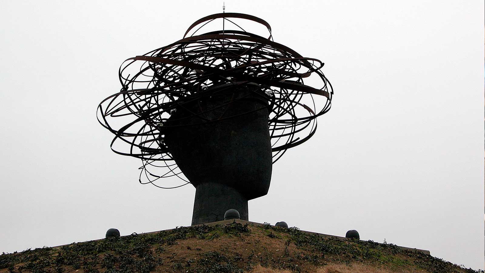 Escultura de la Dama del Manzanares, uno de los miradores incluidos en las visitas gratuitas de Madrid es Paisaje 2026.
