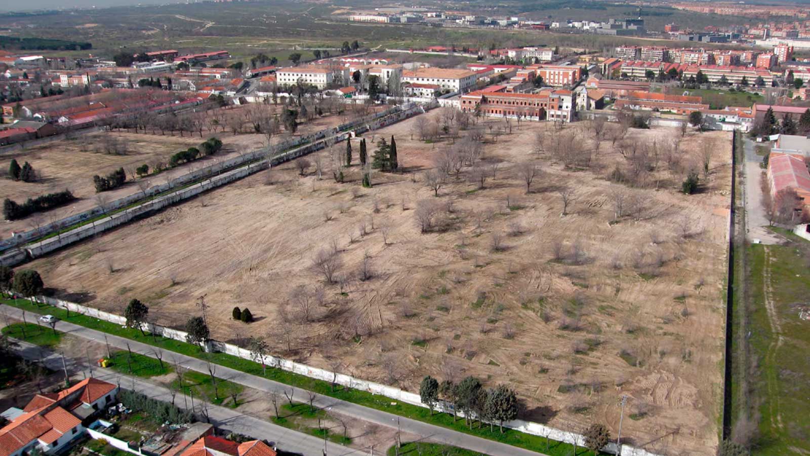 Vista aérea de los terrenos de la Operación Campamento en Madrid, donde está prevista la construcción de 10.700 viviendas.