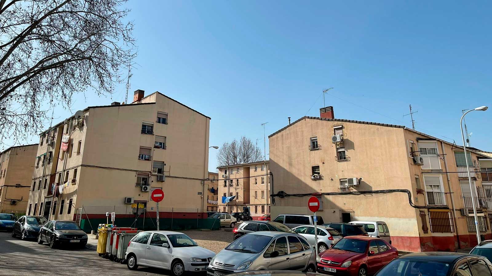 Edificios de viviendas de la Colonia Experimental de Villaverde, en Madrid, donde se proyecta una renovación residencial.